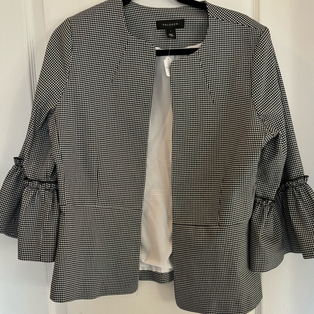 Halogen Crop Checkered Ruffle Back Jacket - Picture 3 of 4
